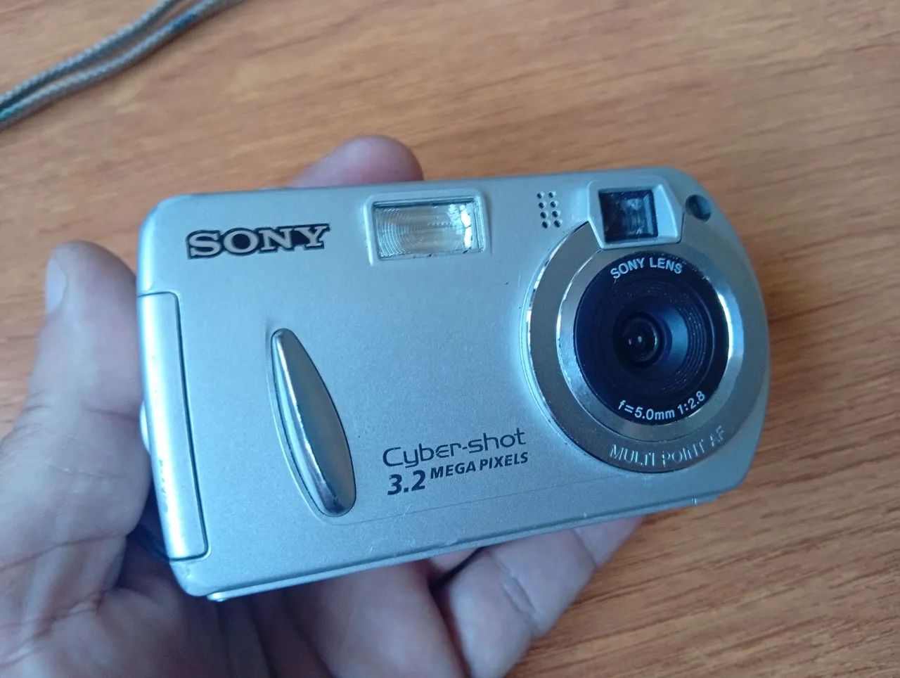 Cyber shot DSC P-32