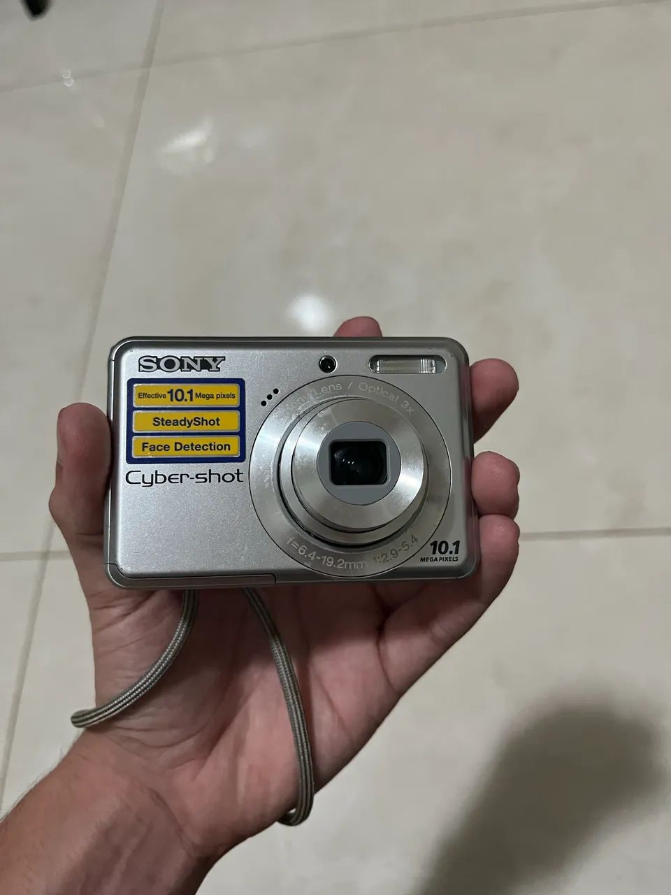 Câmera Sony Cyber-shot DSC-S930 + Cartão Original - Estética retrô - muito conservada