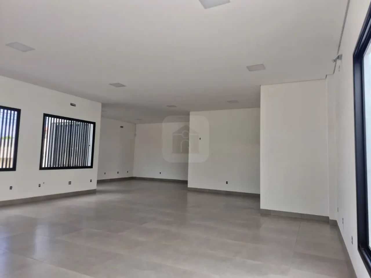 Loja Comercial Para Venda No Bairro Lídice - Foto 5