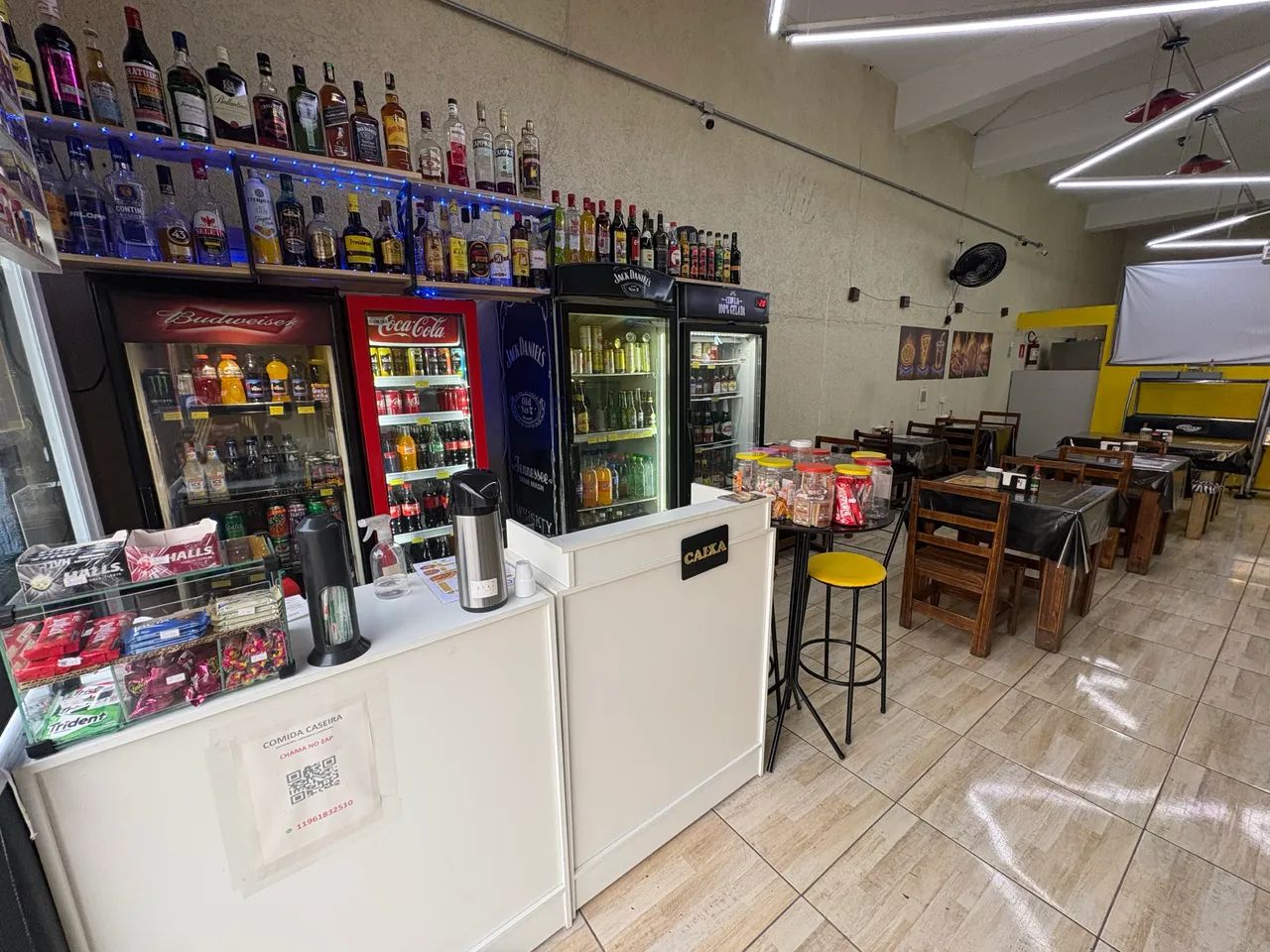 Vendo ponto comercial- restaurante e lanchonete 