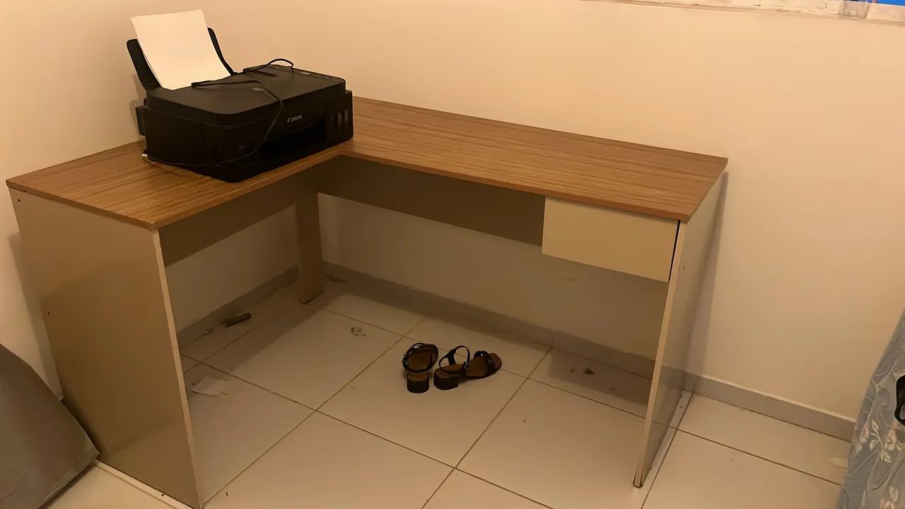 Escrivaninha  - Foto 3