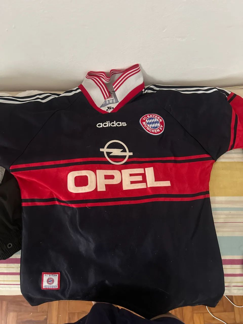 Camisa retrô Bayern 97/98