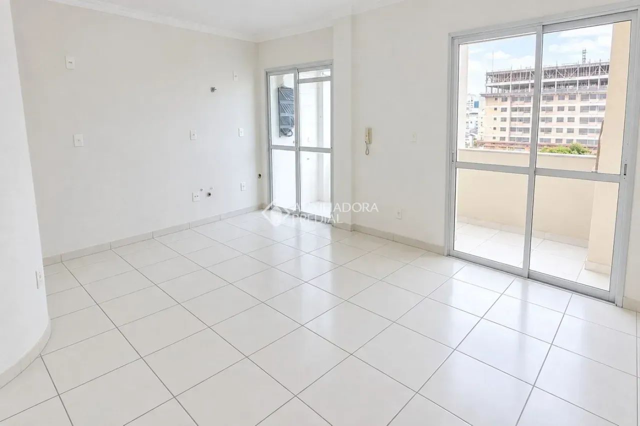 Cobertura 3 suítes e 2 vagas em Capoeiras Florianópolis - Foto 2