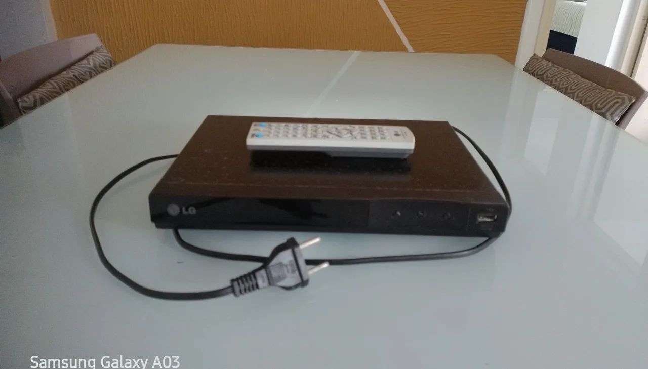 Dvd player LG modelo DP122 