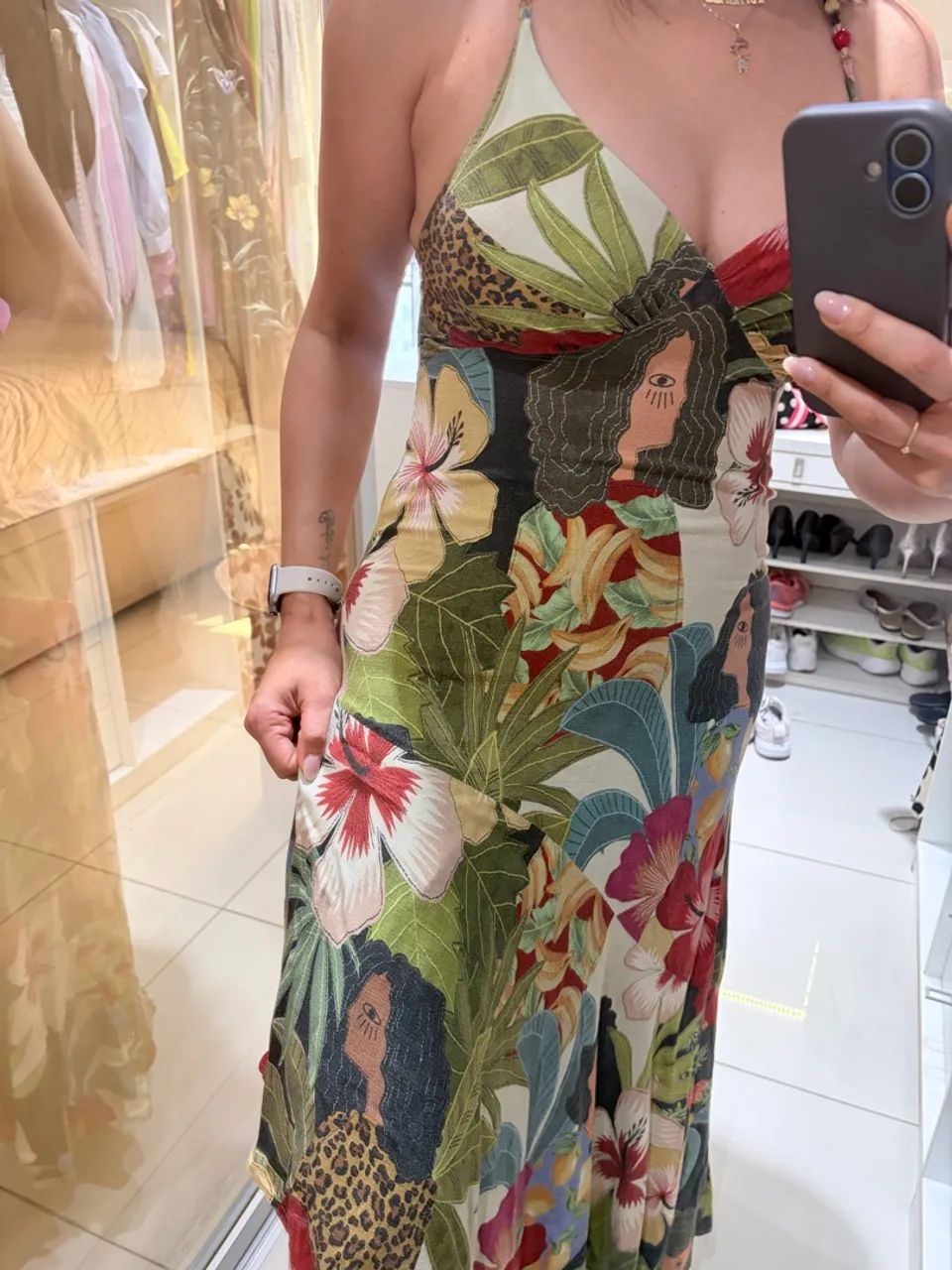 Vestido FARM atemporal