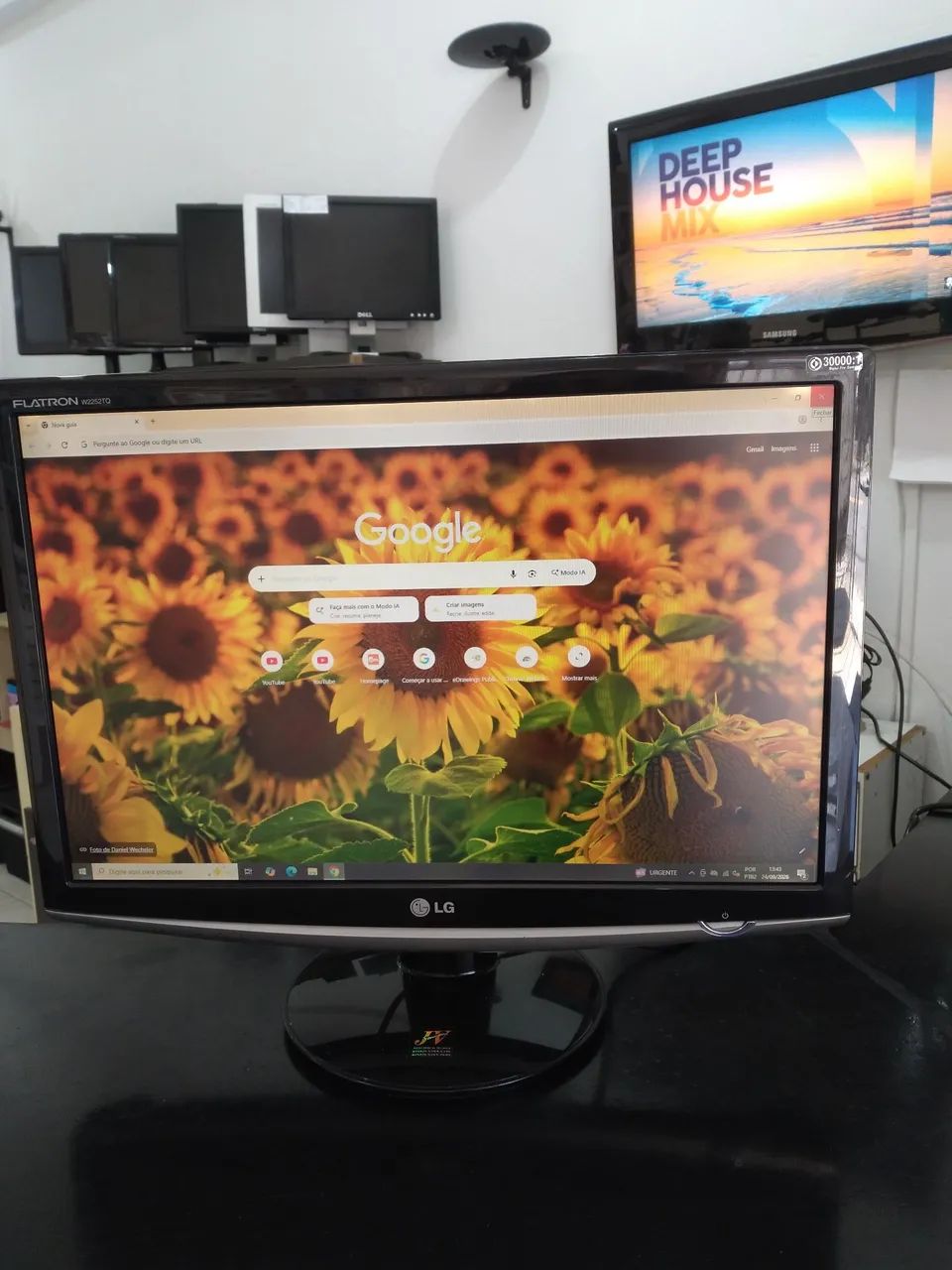 Monitor LG 22" polegadas,  com os cabos - Foto 2