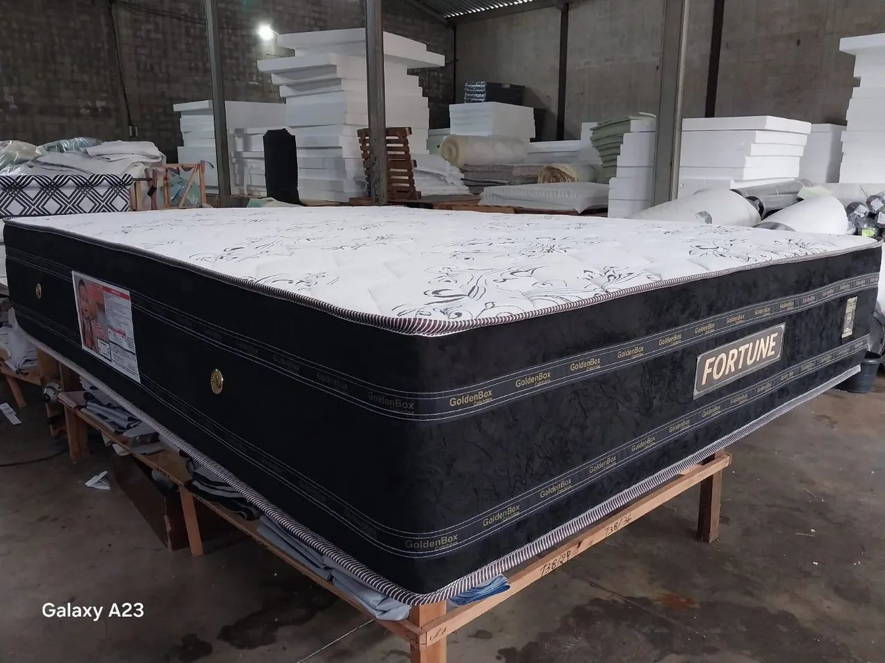 Colchão casal com 25cm de altura 