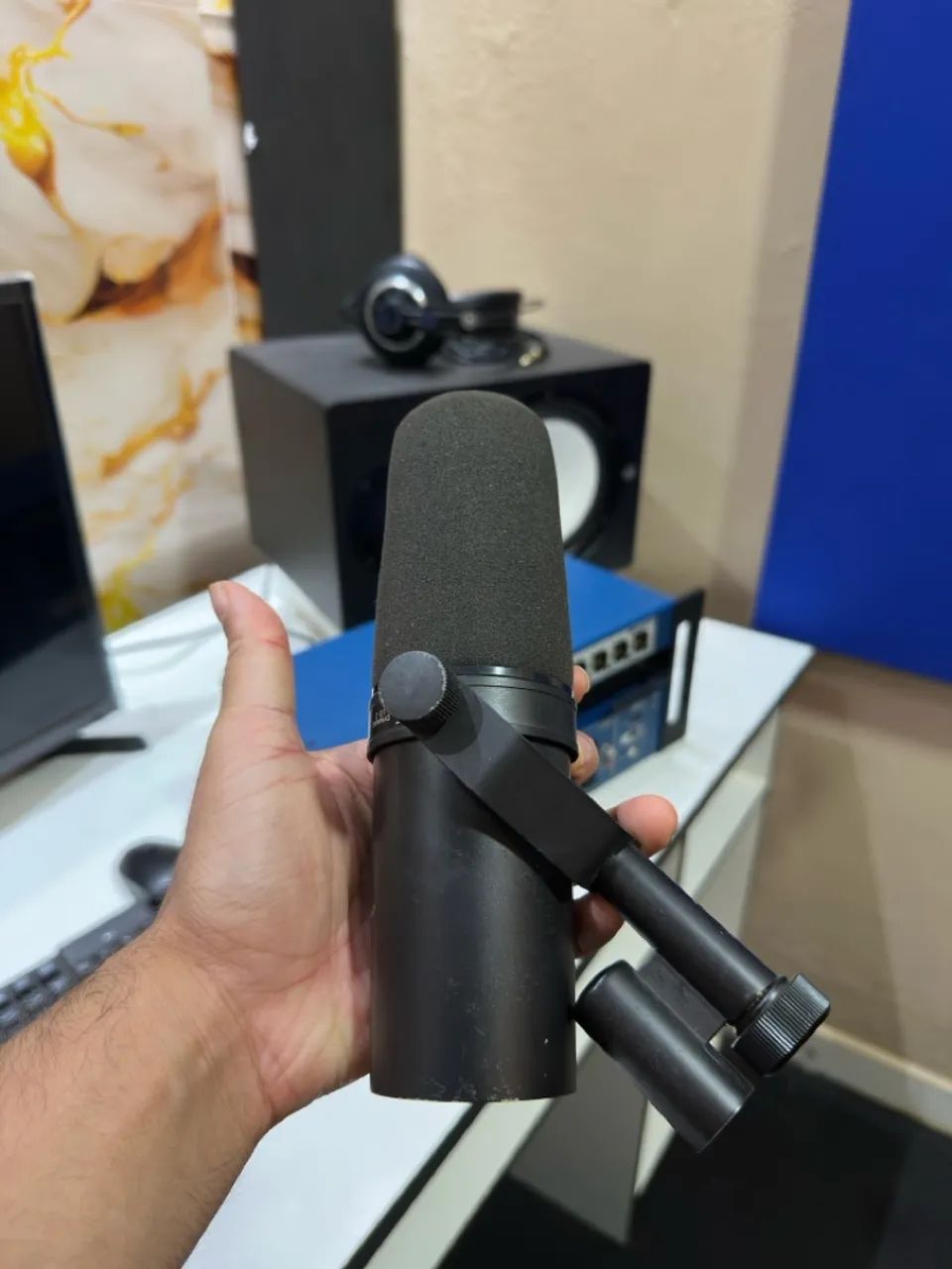 Vendo microfone Shure sm7b  - Foto 2