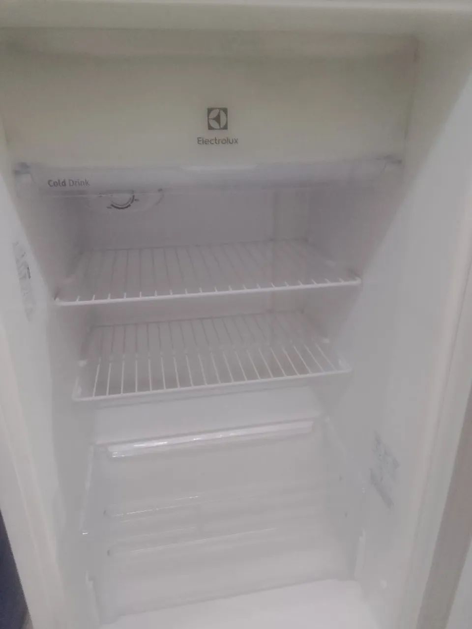 Vendo frigobar Eletrolux  - Foto 2