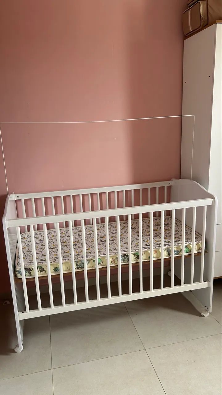 BERÇO E COLCHÃO 