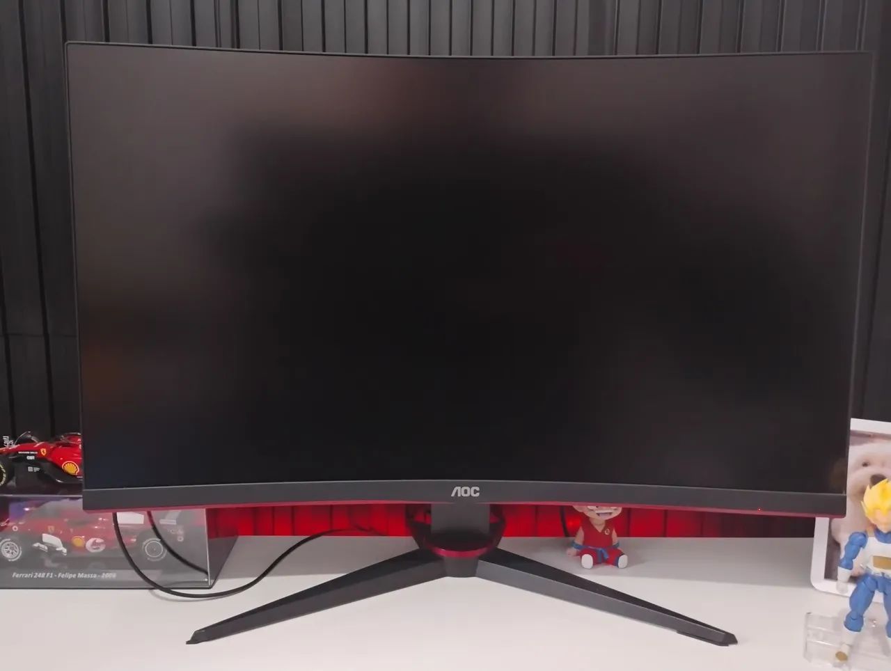 Monitor curvo AOC 27 240Hz 