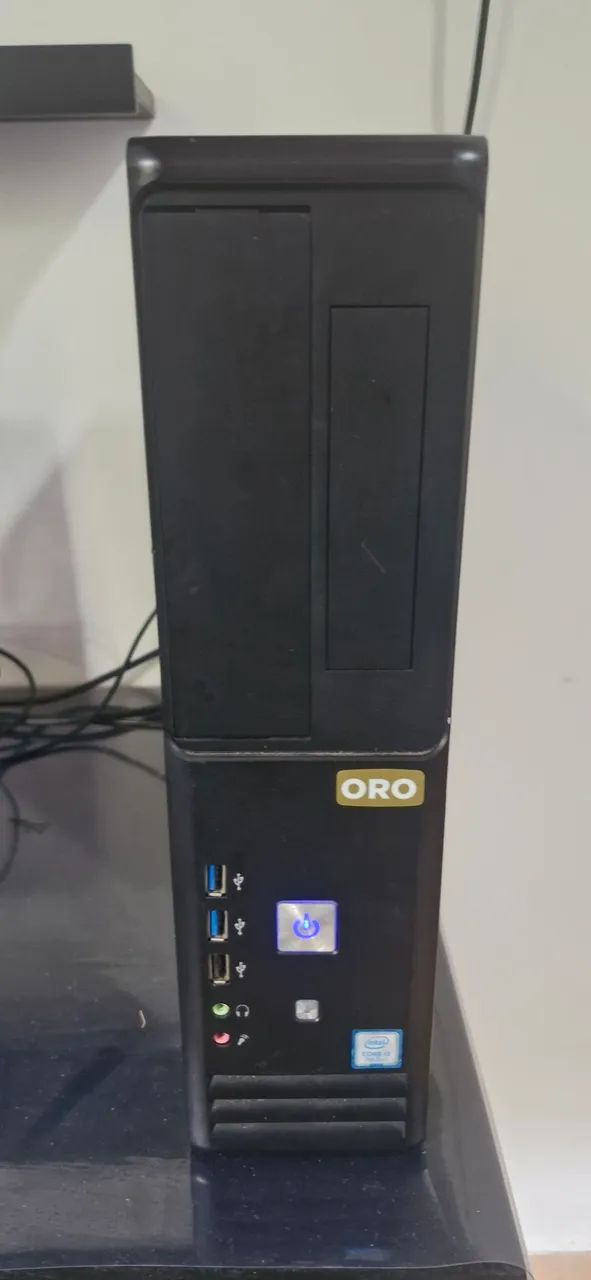Computador i3-7100, 4giga RAM, HD 500 + monitor AOC 16 polegadas.