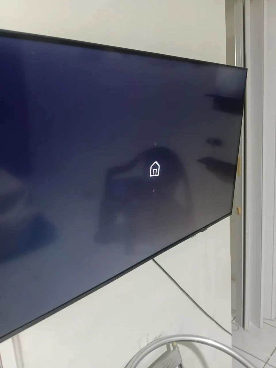 Vendo smart TV novinha  - Foto 3