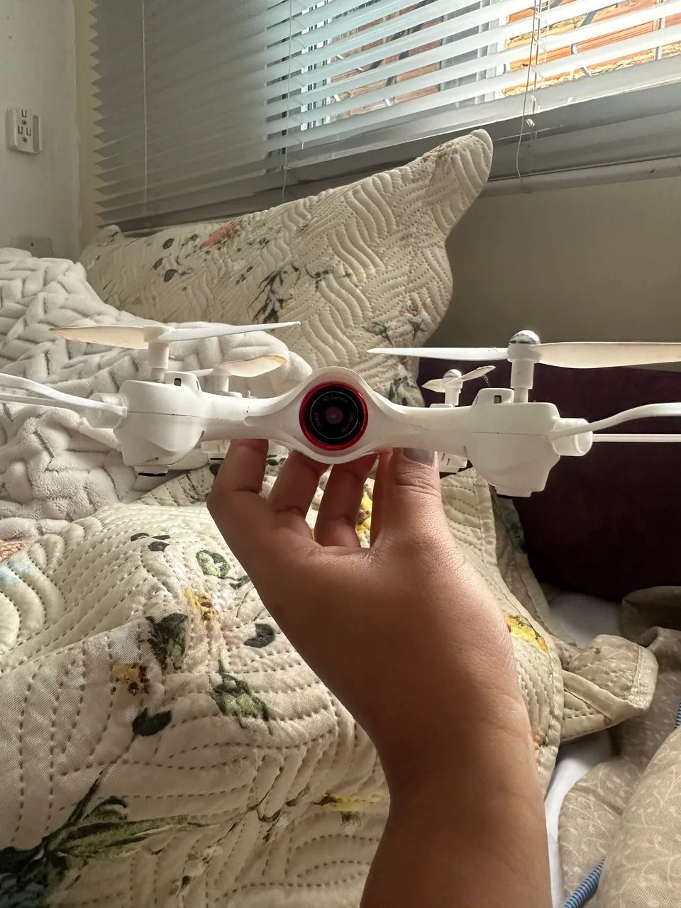 Drone syma