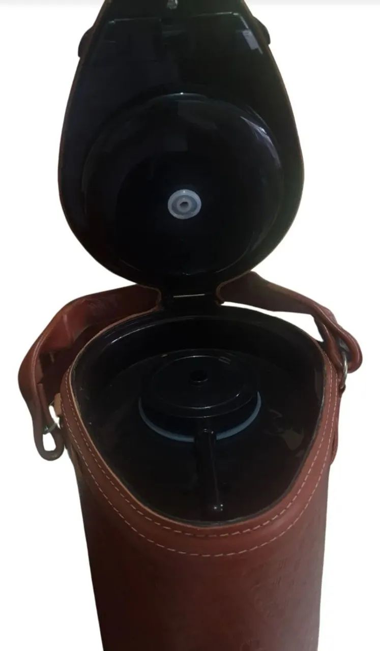 Terere Garrafa Termica 4 Lts Inox Couro Personalizada - Foto 2