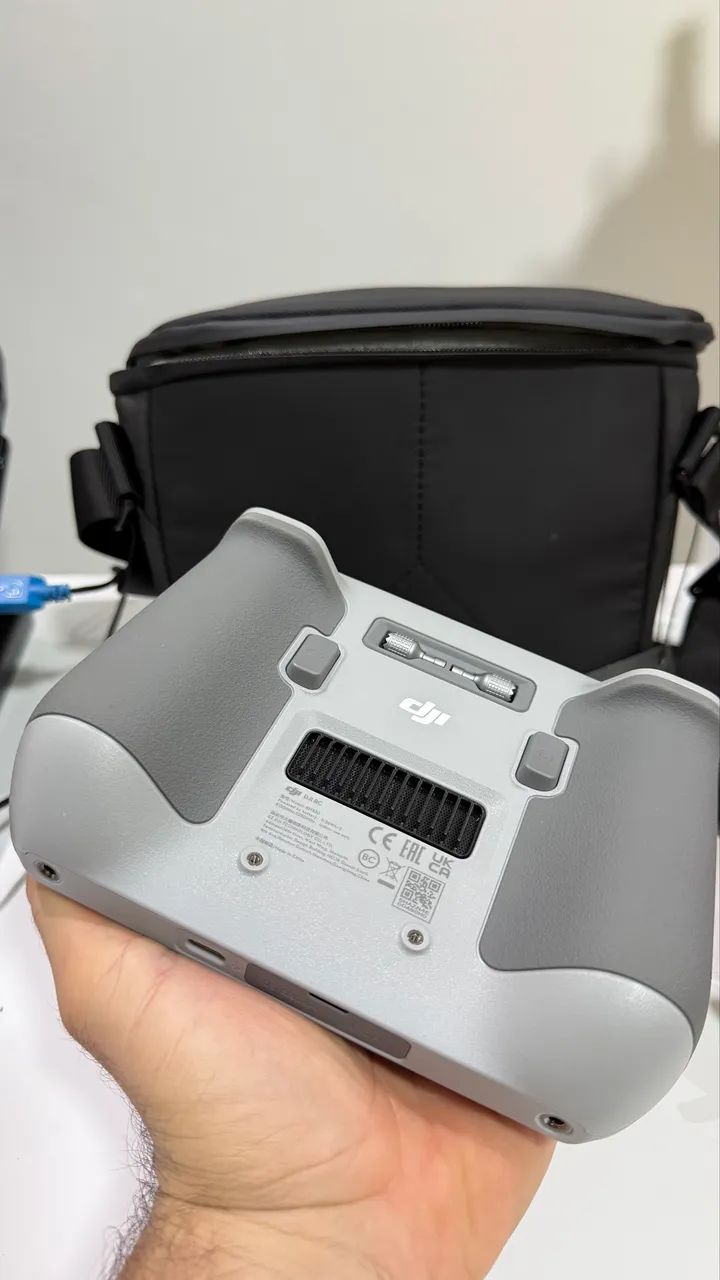 Drone Dji mini 3 combo 3 bateria radio tela - Foto 5