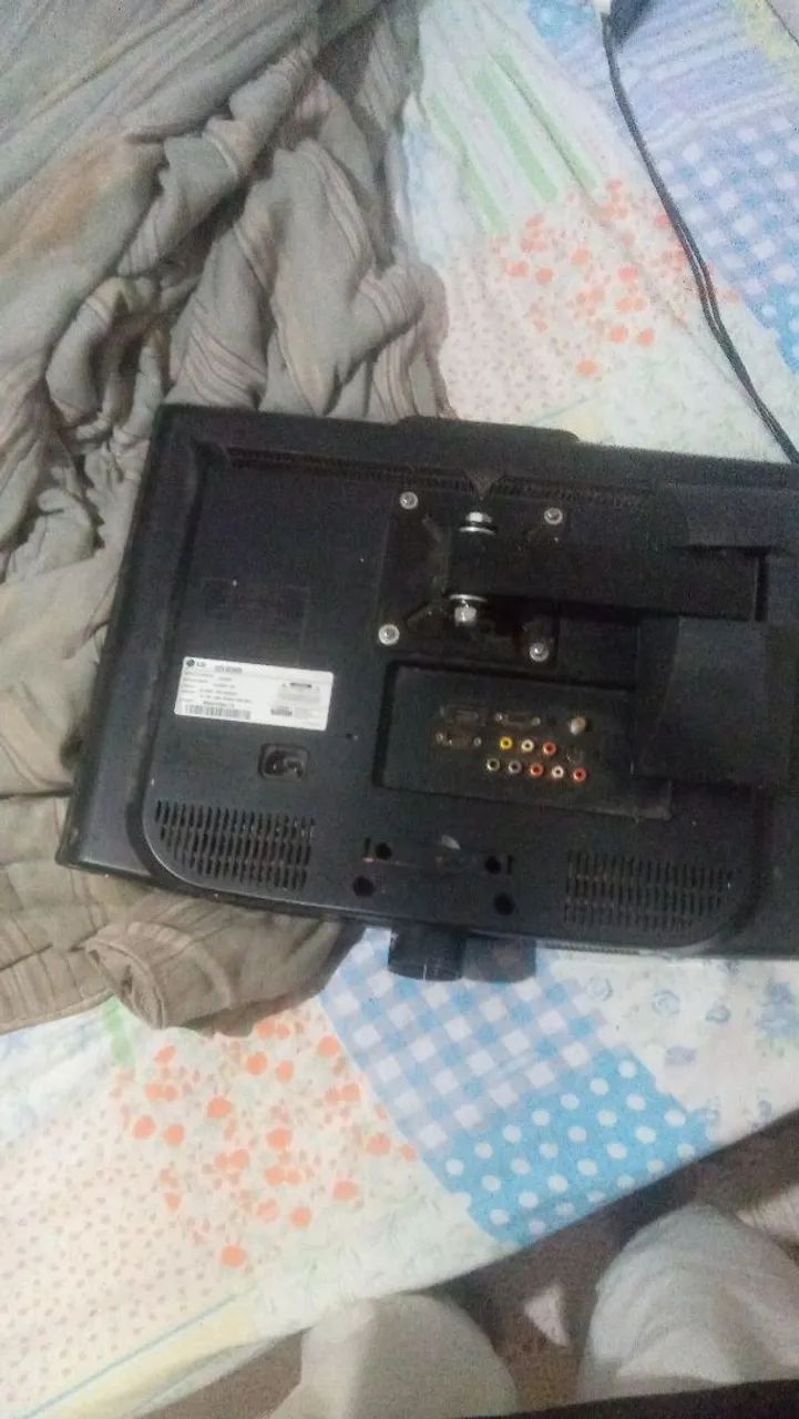 Televisão LG 29 polegadas com suporte para parede  - Foto 2
