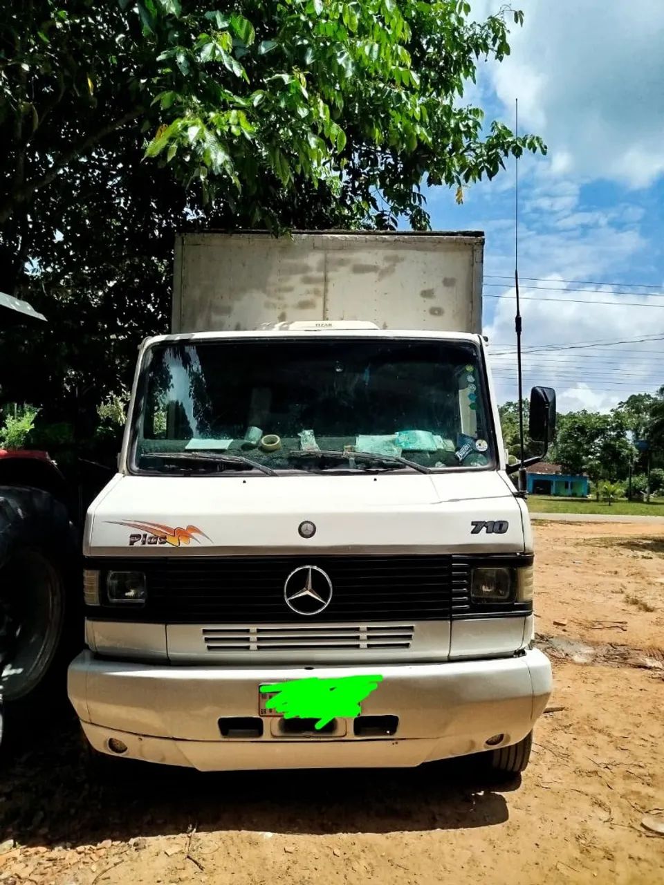 Mercedes bez 710