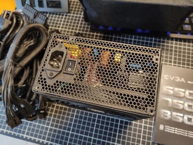 Fonte Evga 750w P2 Supernova - 80 Plus Platinum Full Modular - Foto 5