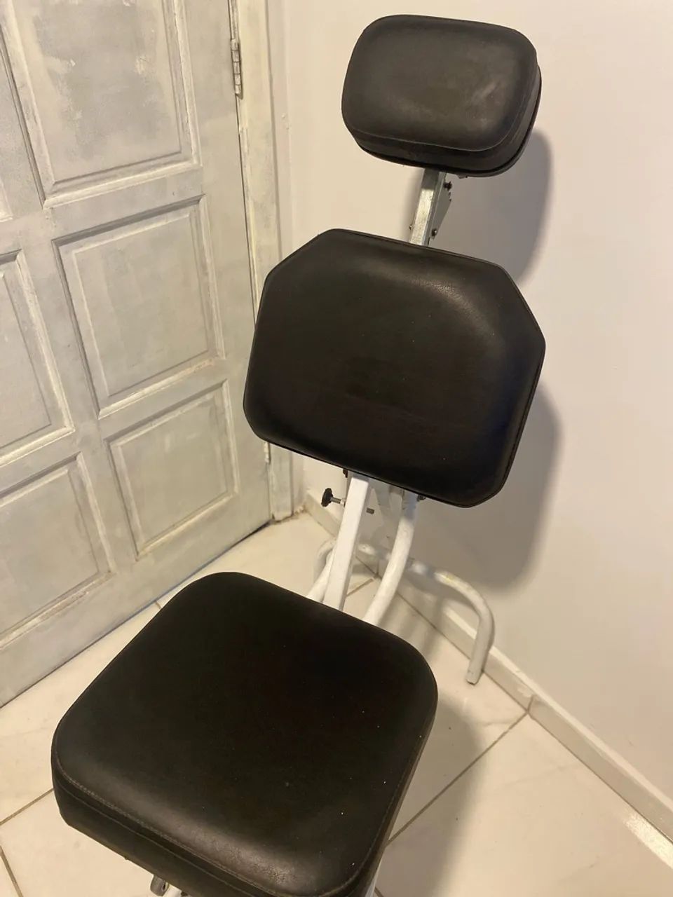 CADEIRA PARA SOBRANCELHA E MAQUIAGEM - Foto 2