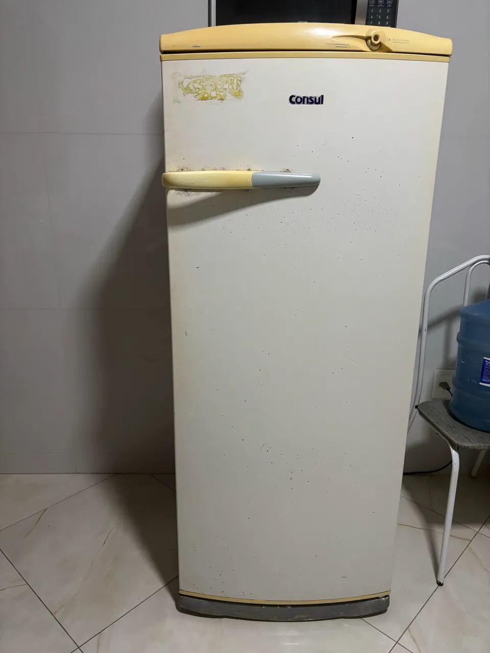 Vende-se Geladeira Consul