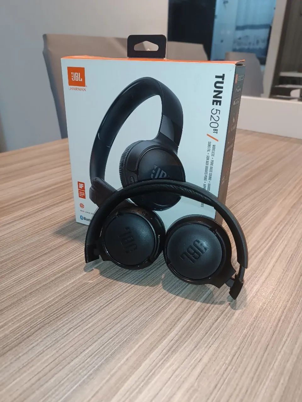 Fone JBL Tune 520BT