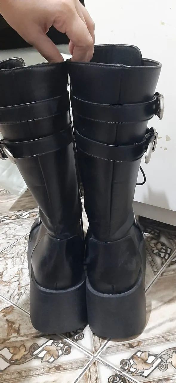 Bota gótica preta 37 - Foto 4
