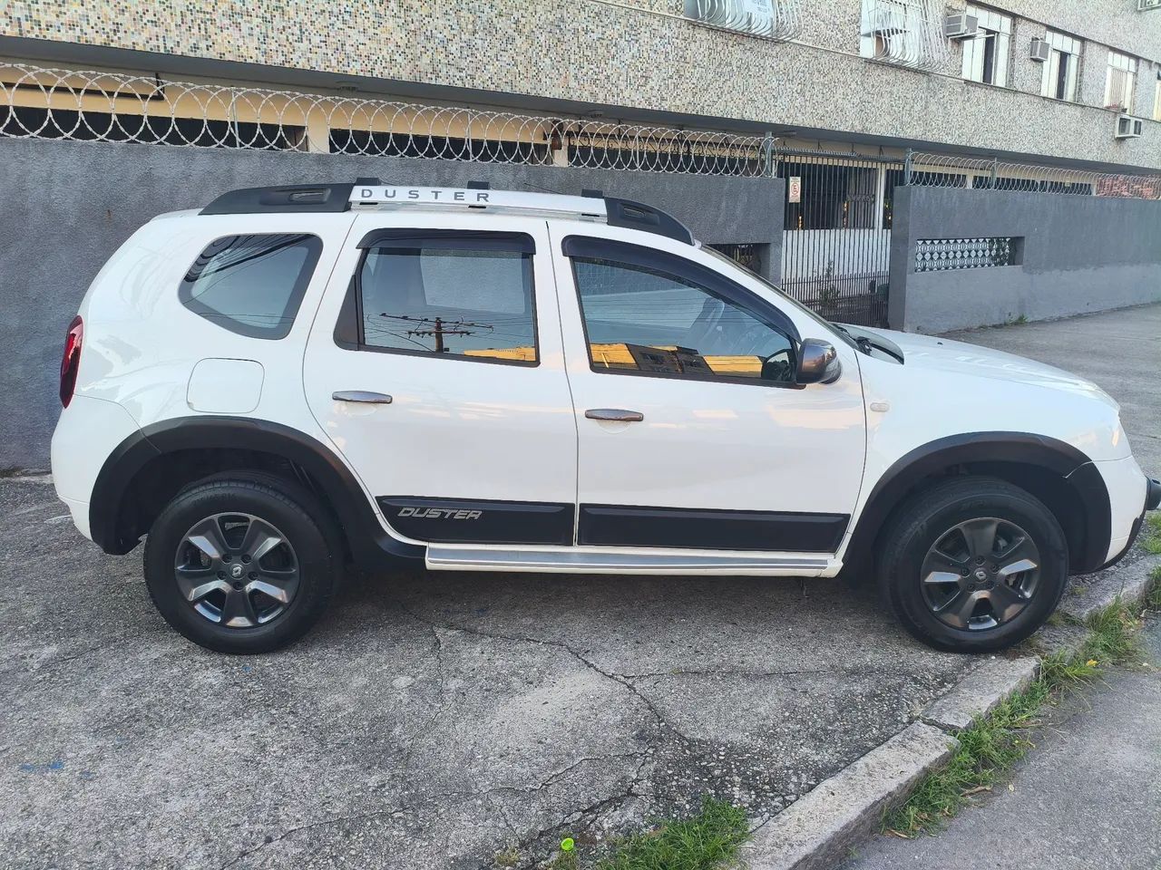 Renault Duster Dynamique 2.0 Hi-flex 16V Aut. 2017 - Foto 4