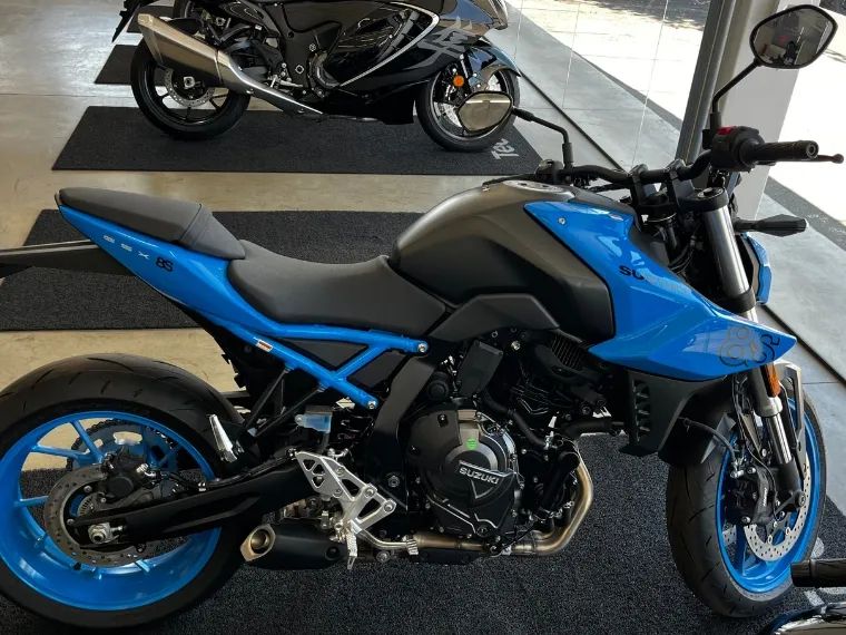 SUZUKI GSX-8S. - Foto 4
