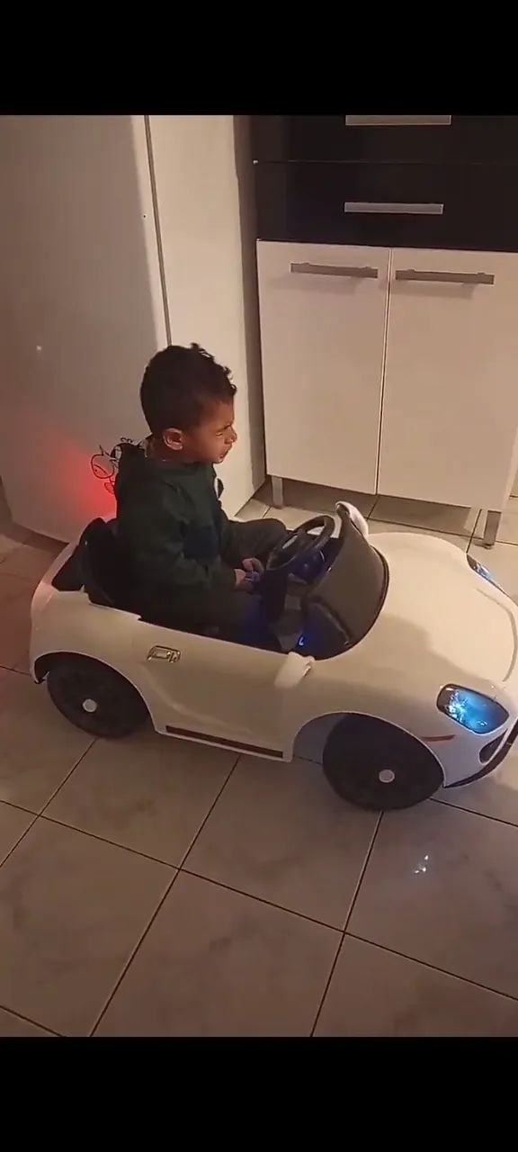 Carrinho elétrico Brink  Branco 