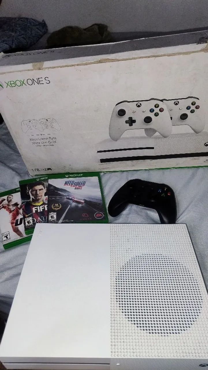 Xbox One S 1TB  - Foto 3
