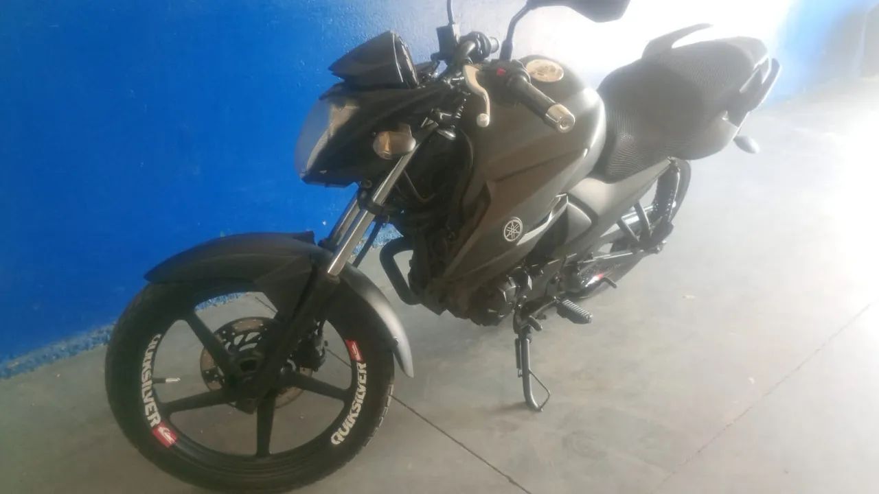 Vendo Moto Yamaha  - Foto 2