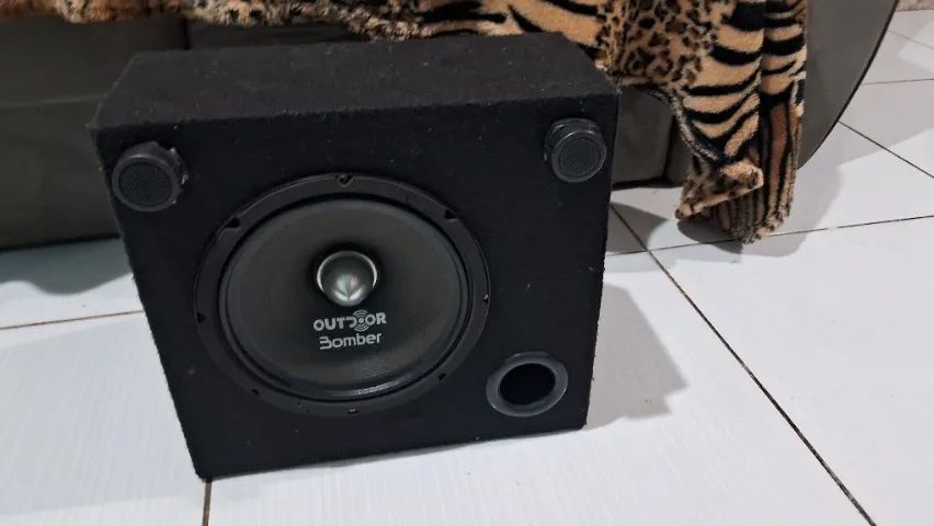 Caixa Woofer 8 Polegadas com Bomber Outdoor 200 Watts rms e par mini tweeter 80 Watts rms - Foto 2