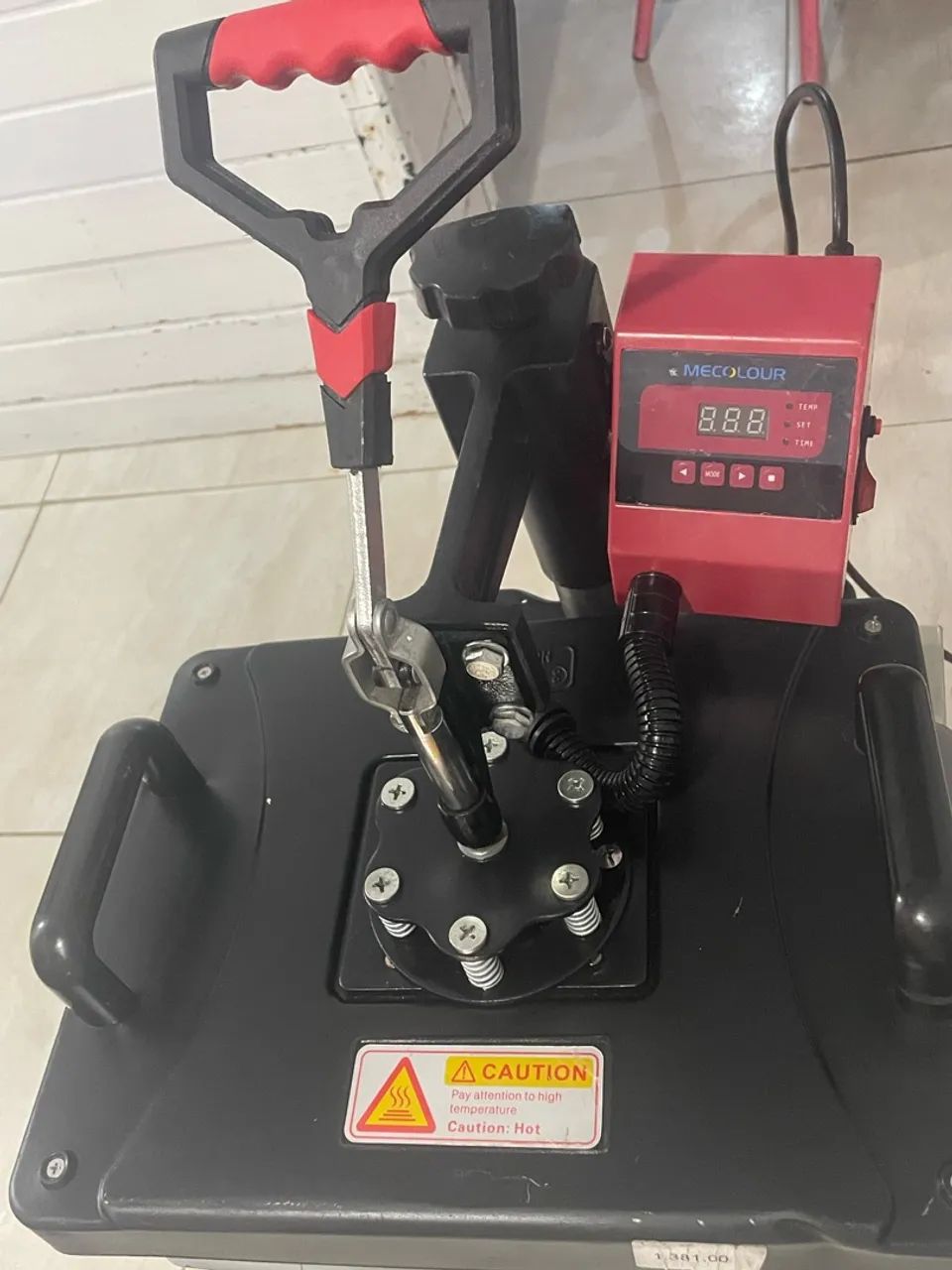 Vendo prensa térmica Mecolour, funcionando perfeitamente