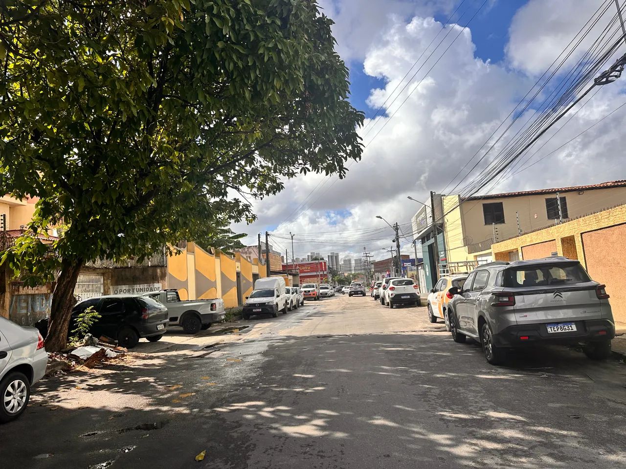 TERRENO NA CIDADE DOS FUNCIONÁRIOS 800 m2  - Foto 2