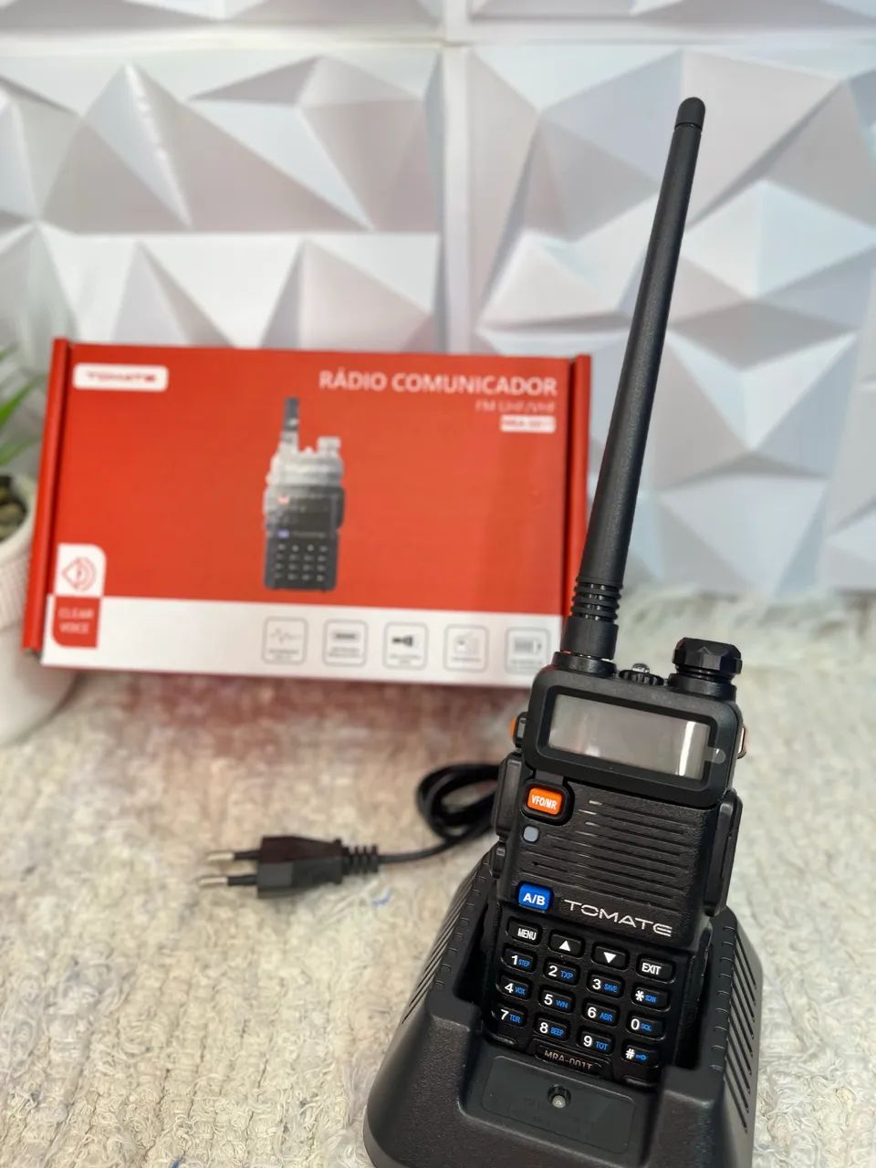 Rádio Comunicador Tomate  MRA-001T UHF/VHF com FM e Lanterna - Foto 2