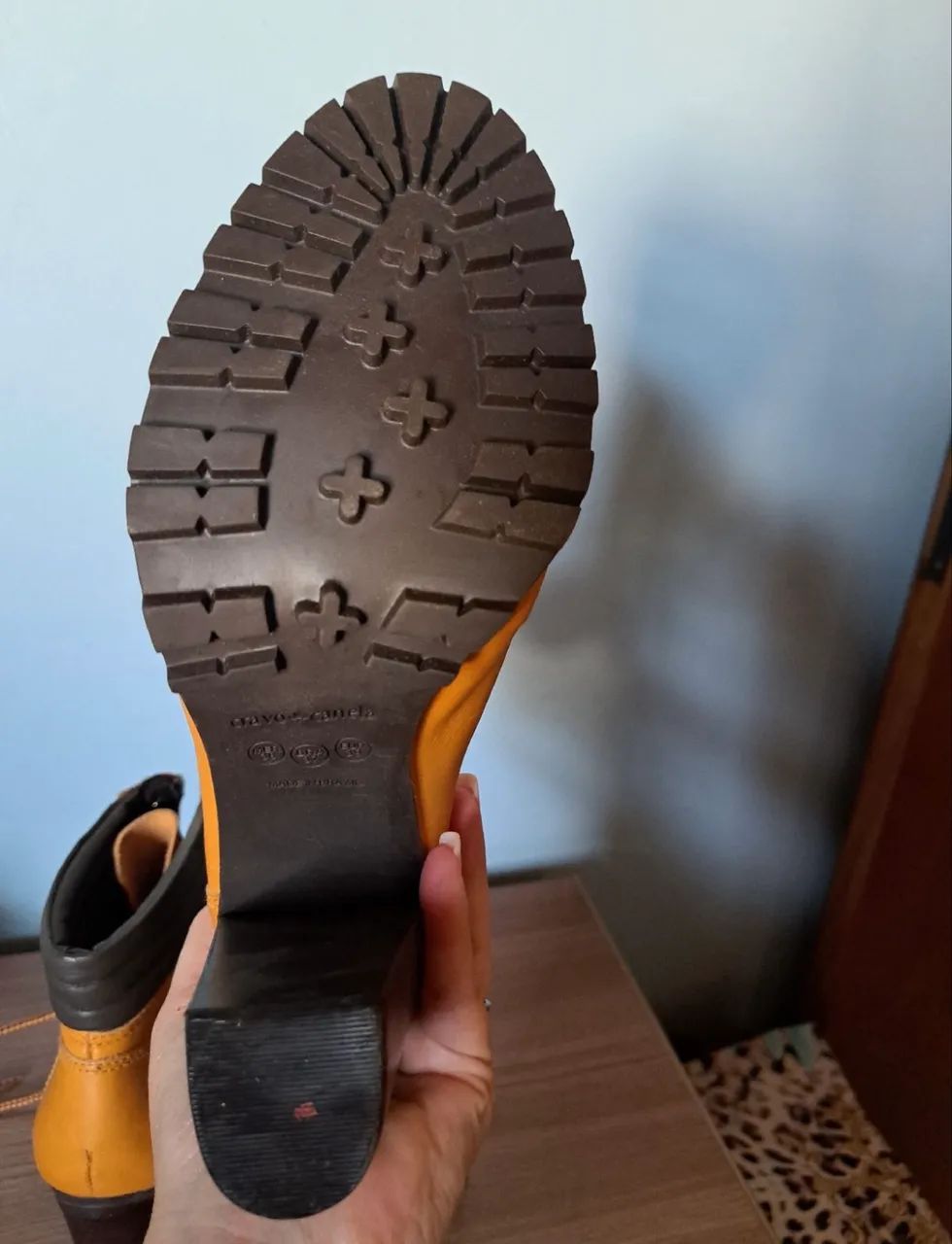 Bota Cravo e Canela caramelo - tamanho 37 - nova - Foto 4