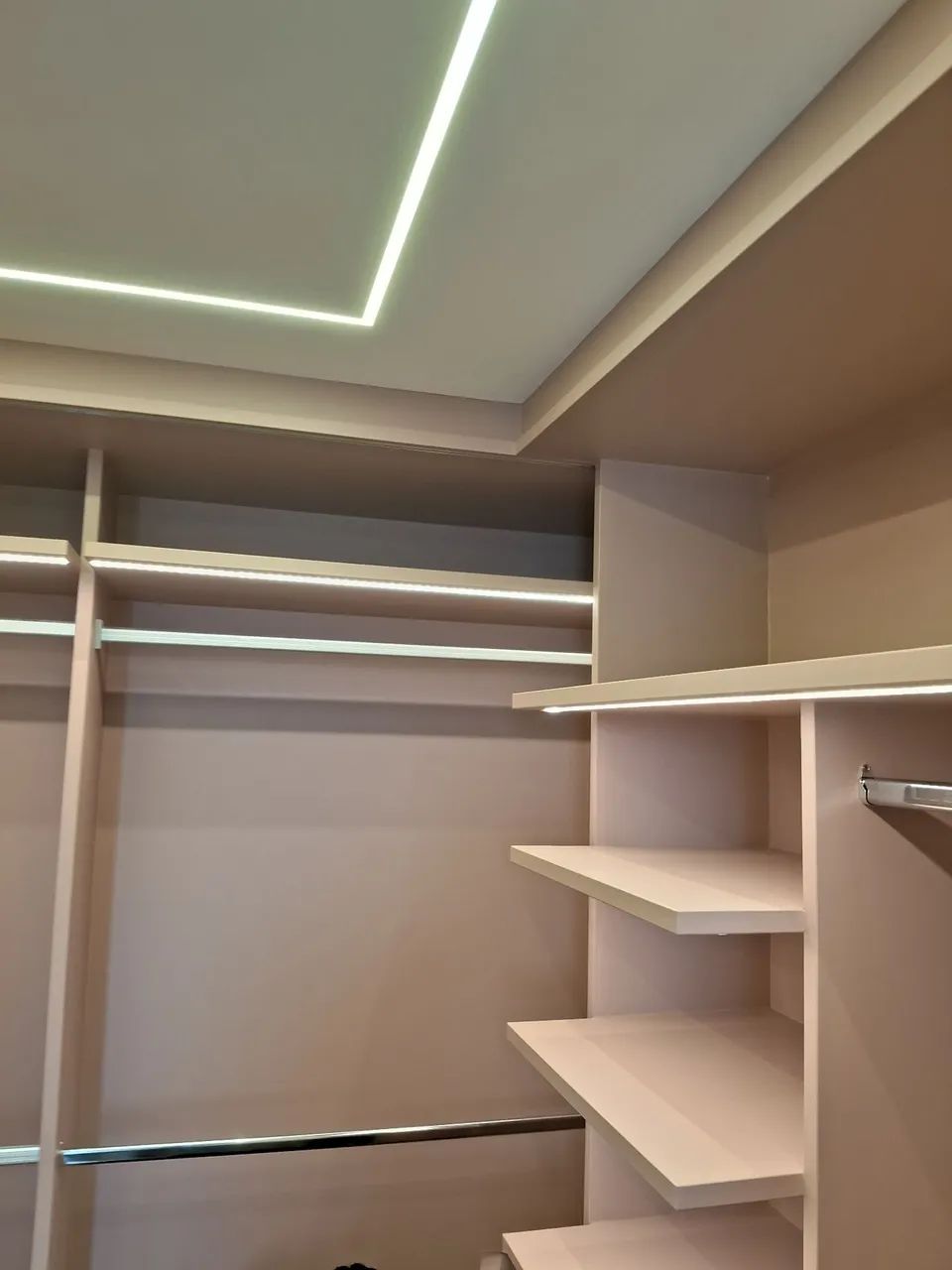 Revestimento decorativo guarda roupas antigo - Foto 3
