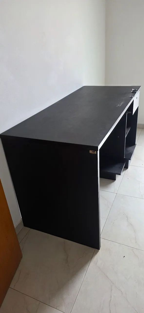 Vendo mesa escritório/ escrivaninha - Foto 3