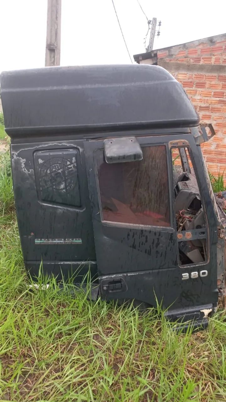 Cabine Iveco NR 380 teto alto 2007 - Foto 4