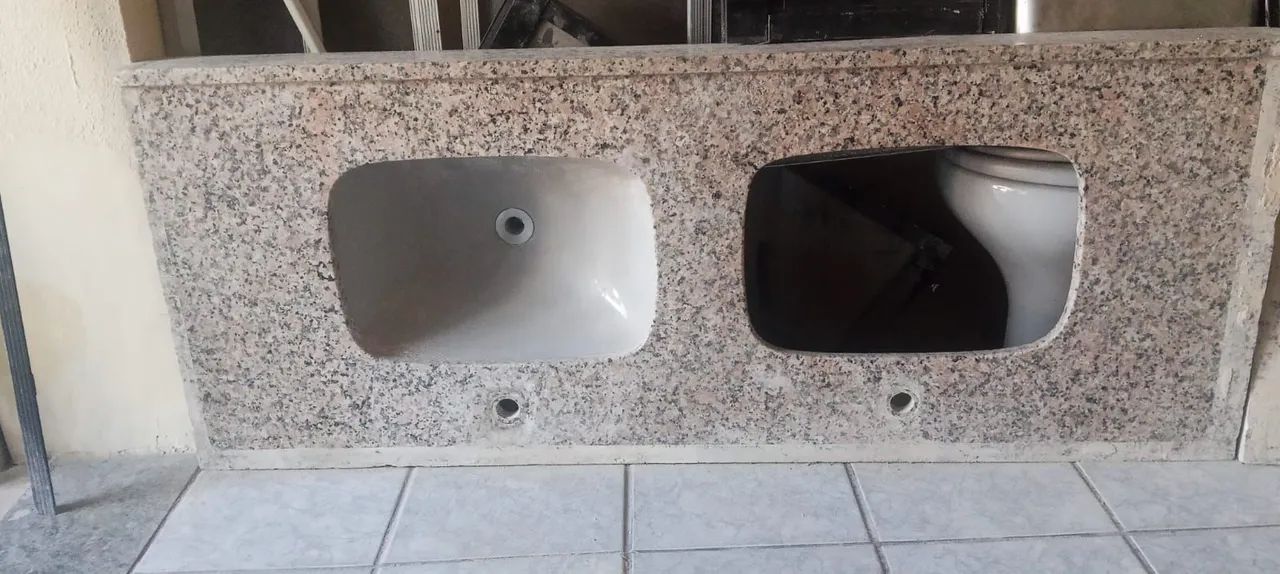 Pia dupla em granito 