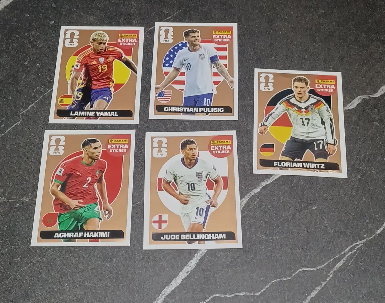 Figurinhas copa é extra stickr ( legends) - Foto 5