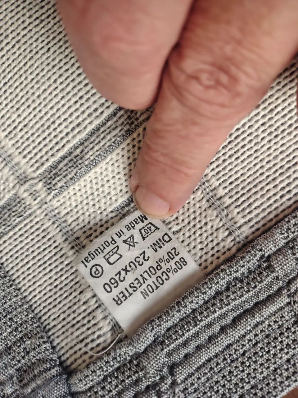 Colcha de cama solteiro com porta travesseiro Cinza - Foto 2