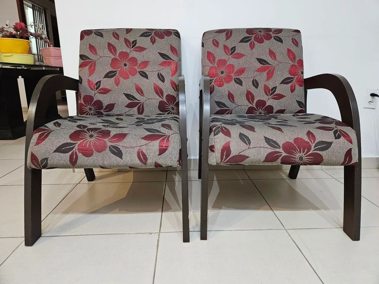 Poltronas Lindas-R$ 280,00 cada unidade. - Foto 2