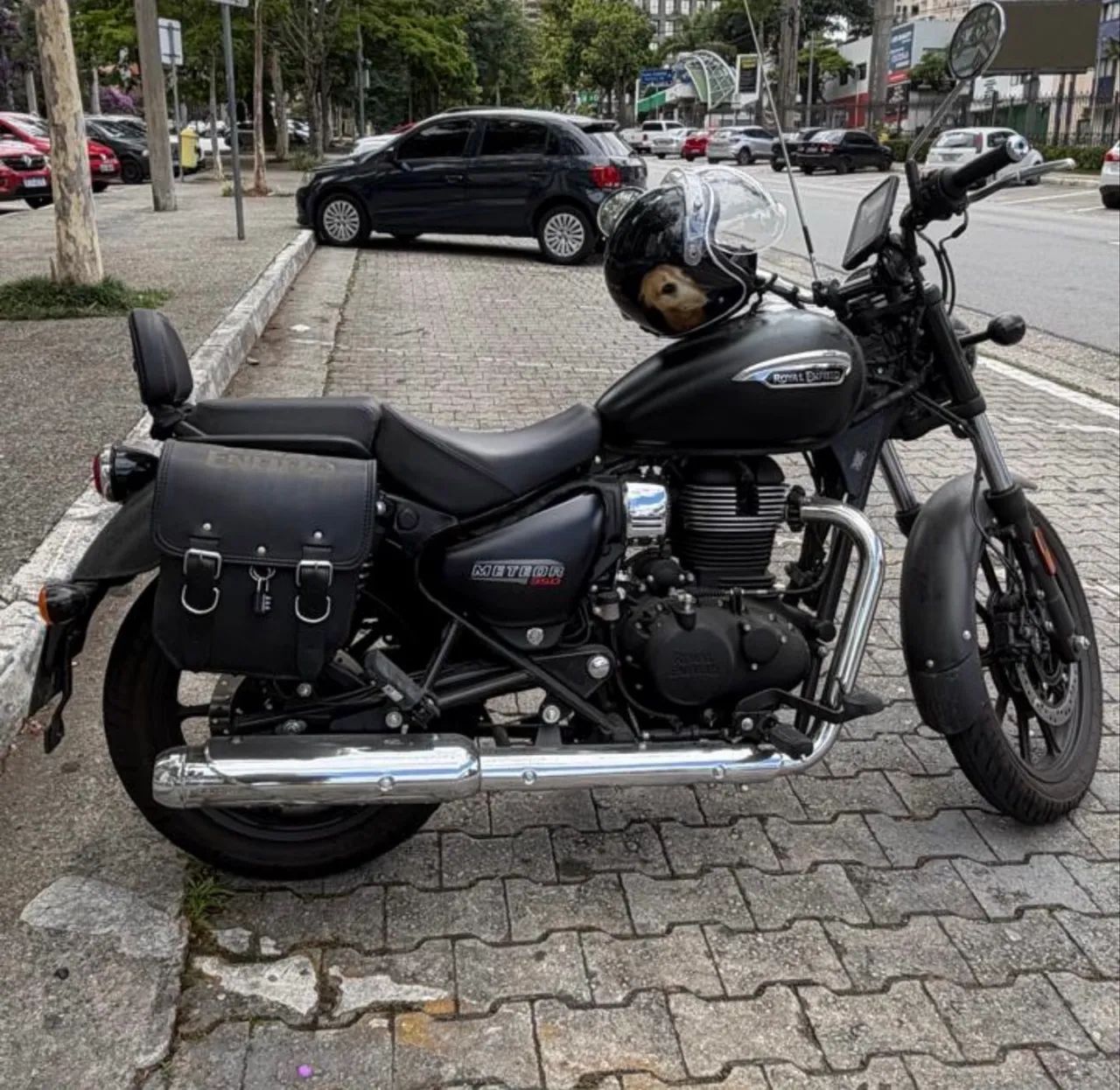 Royal Enfield Meteor - Foto 4