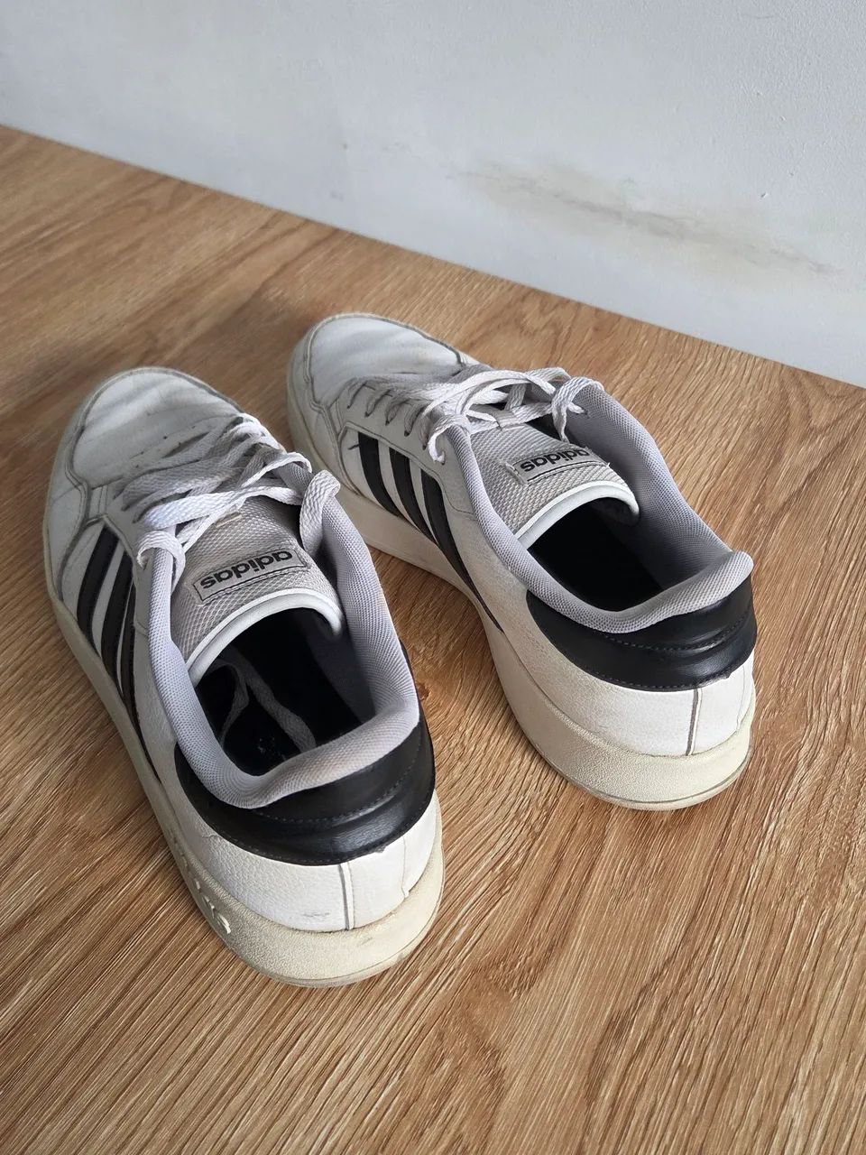 Tenis Adidas 43 - Foto 3