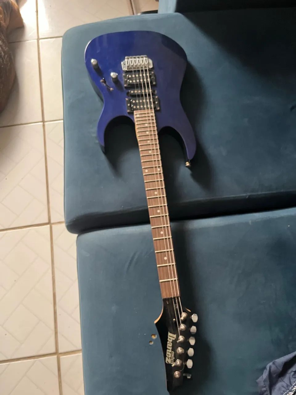 Guitarra Gio ibanez - Foto 4