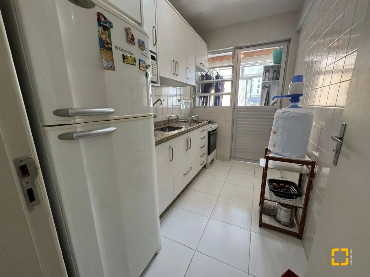 Apartamento 1 Dormitório no Centro de Florianópolis - Mobiliado e com Vaga Coberta! - Foto 3