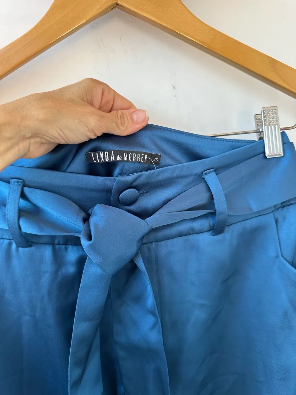 calça alfaiataria da marca linda de morrer tam 36 nova - Foto 3