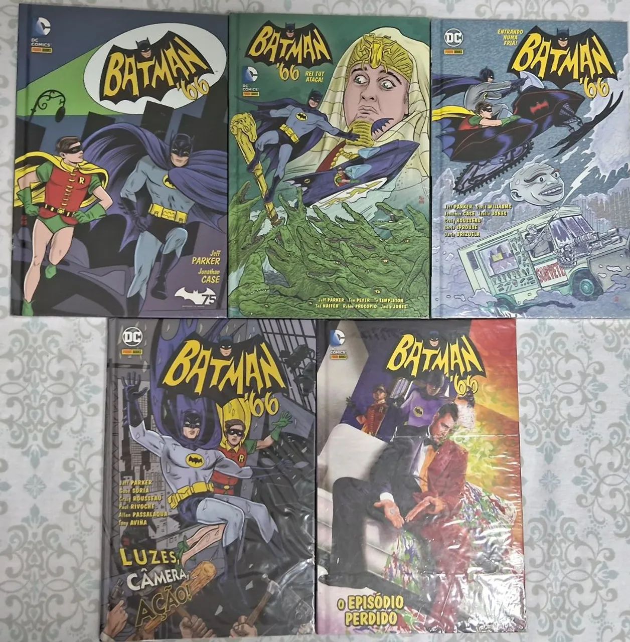 Batman  '66 kit com 5 volumes 
